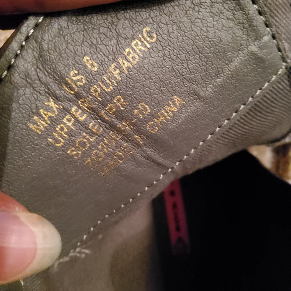 NEW! ROCK & CANDY GREY MAX FAUX LEATHER  COMBAT ANKLE BOOTS SHOES SIZE 6 M - Picture 9 of 11